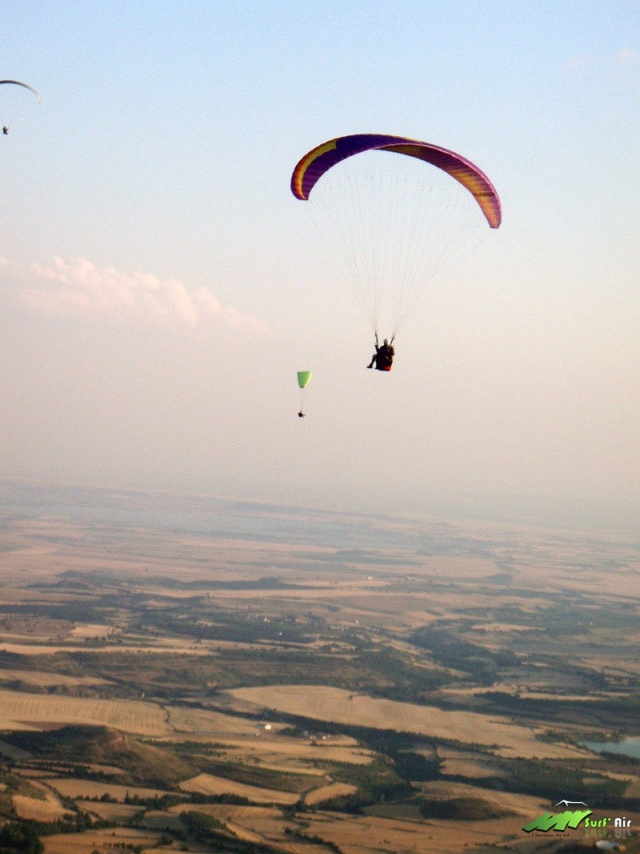 Balla con il cielo spagnolo con Surf Air 